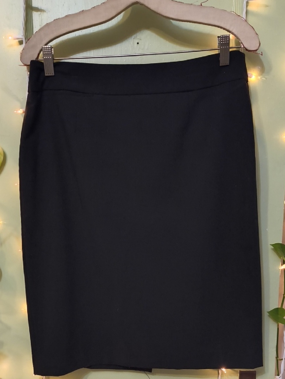 Women's Calvin Klein Black Classic Knee Length Flat Front Skirt 10